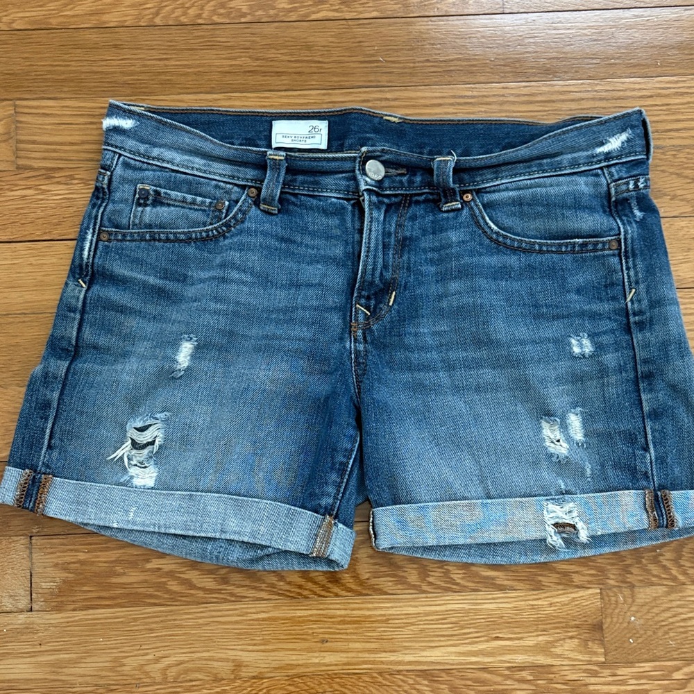 GAP Distressed Rolled-Hem Denim Shorts - Blue 26